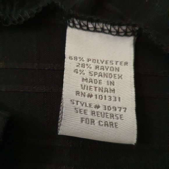 Bodycon wrap dress in charcoal with ruching - Picture 8 of 9